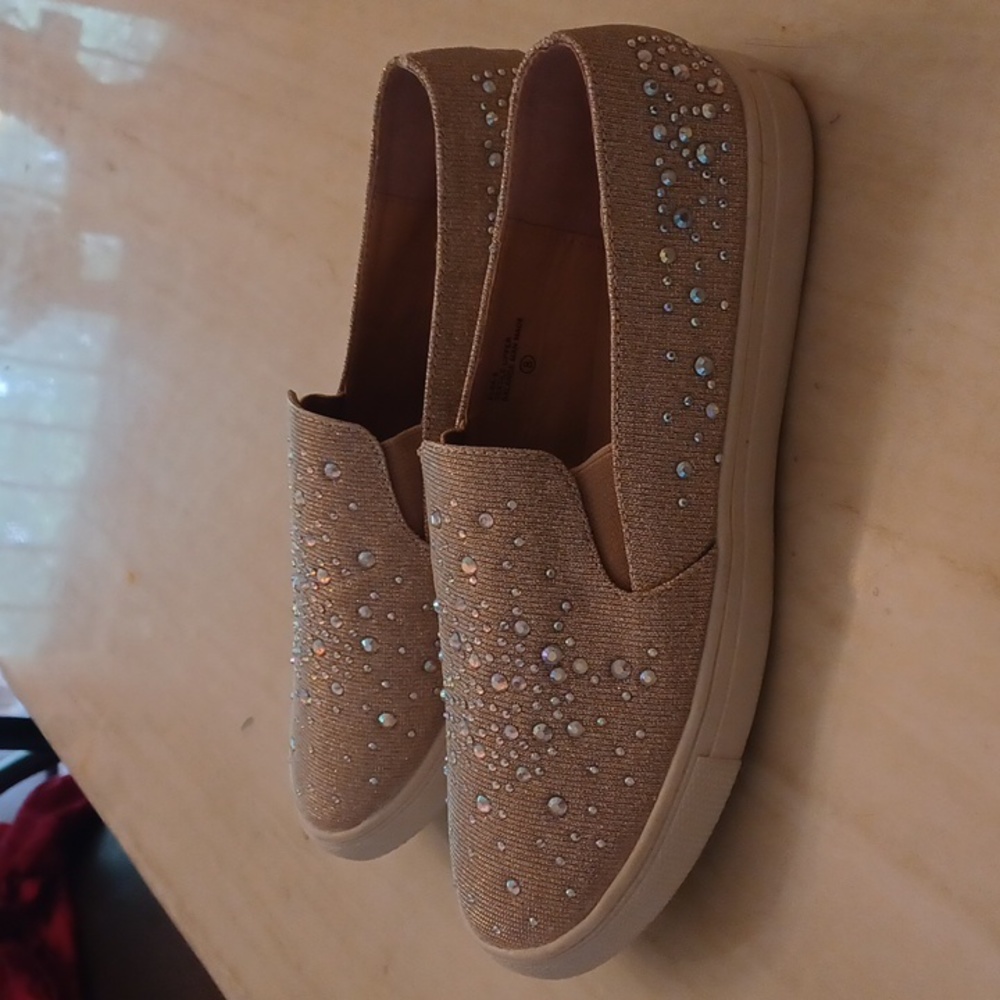 Women Shoes-Chase & Chloe
